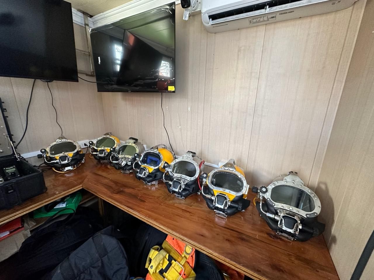 Cascos de buceo profesional