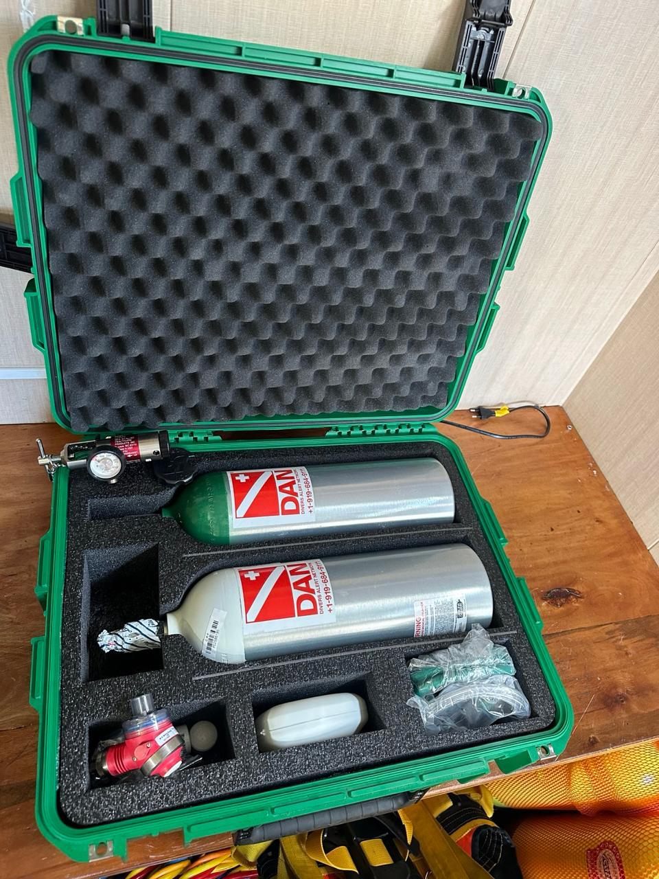 Maleta de oxígeno de emergencia DAN